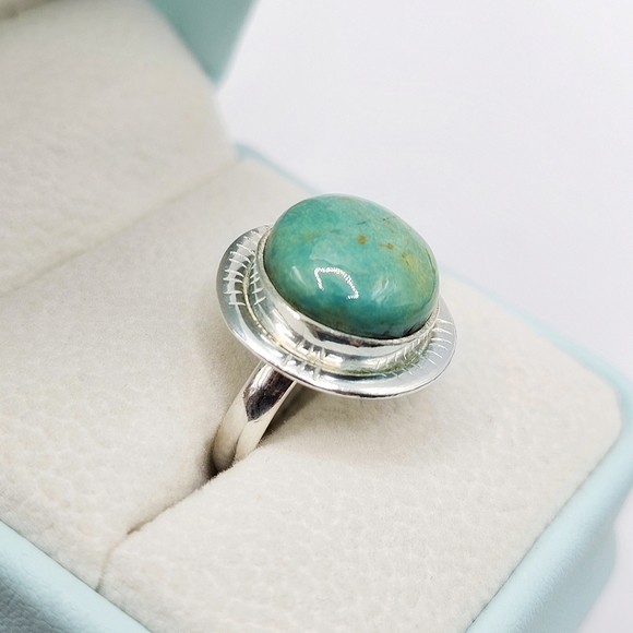 Round Turquoise Ring - Picture 3 of 5